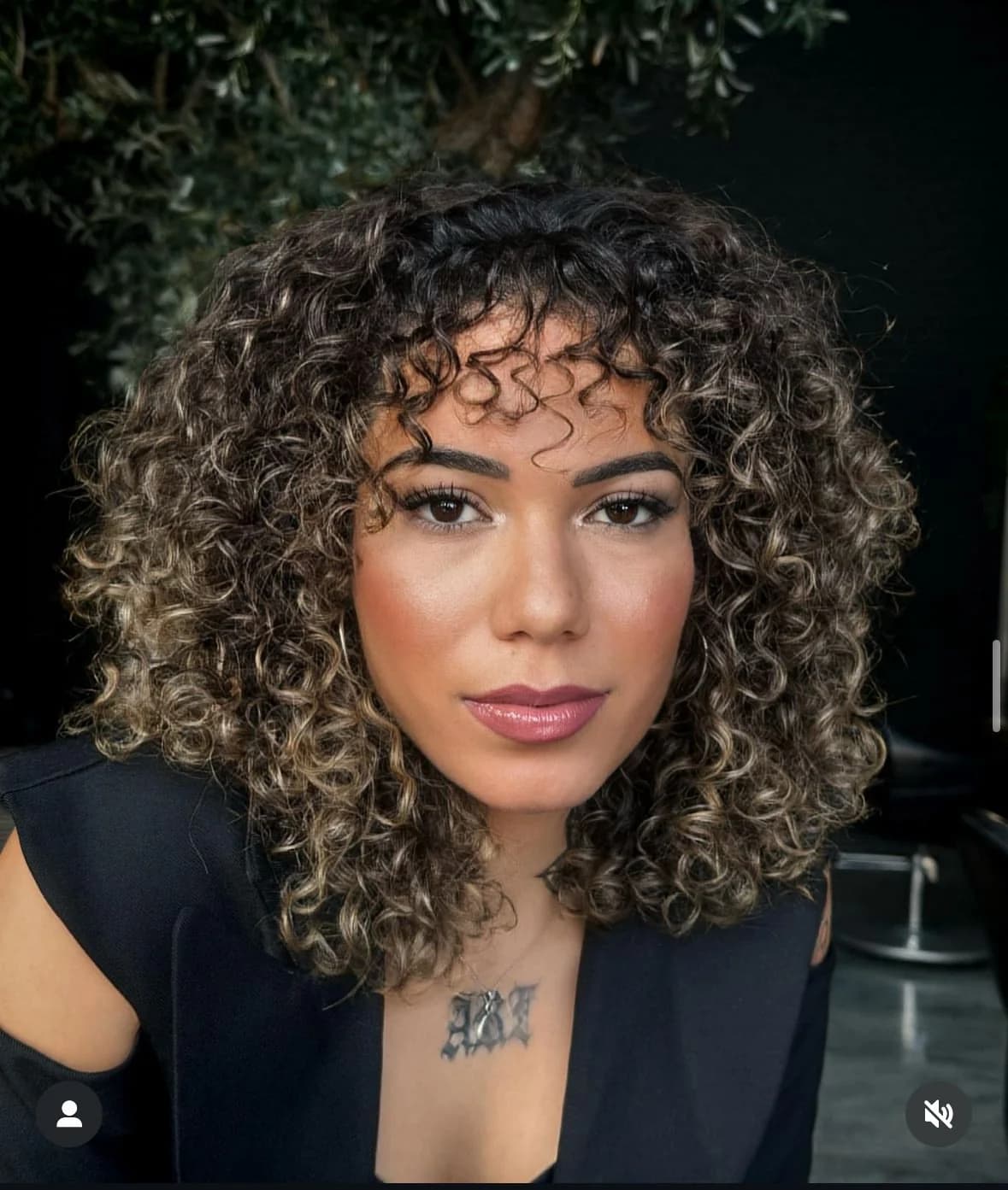 Hair Colouring, Root Touch-Up & Toner at Laise Queiroz hair salon, Lisbon